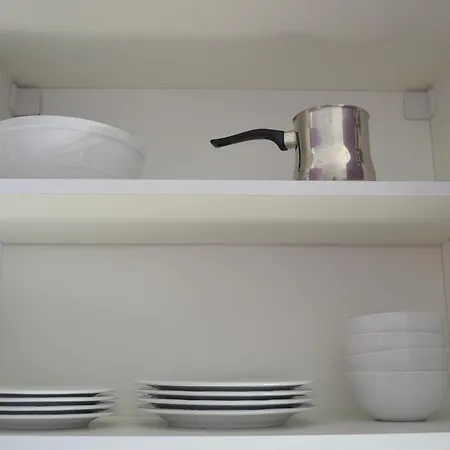 Antonia Summerland ママイア