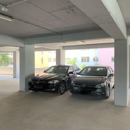 Antonia Summerland アパート ママイア